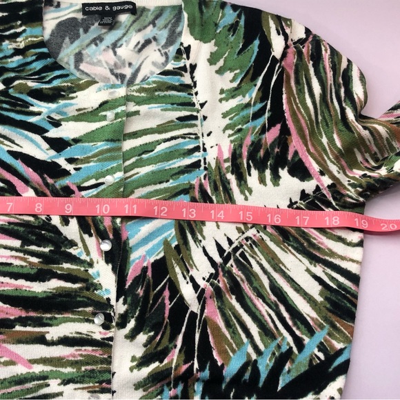 Cable & Gauge 🅝🅦🅞🅣 Floral Pattern Size M - Picture 6 of 8
